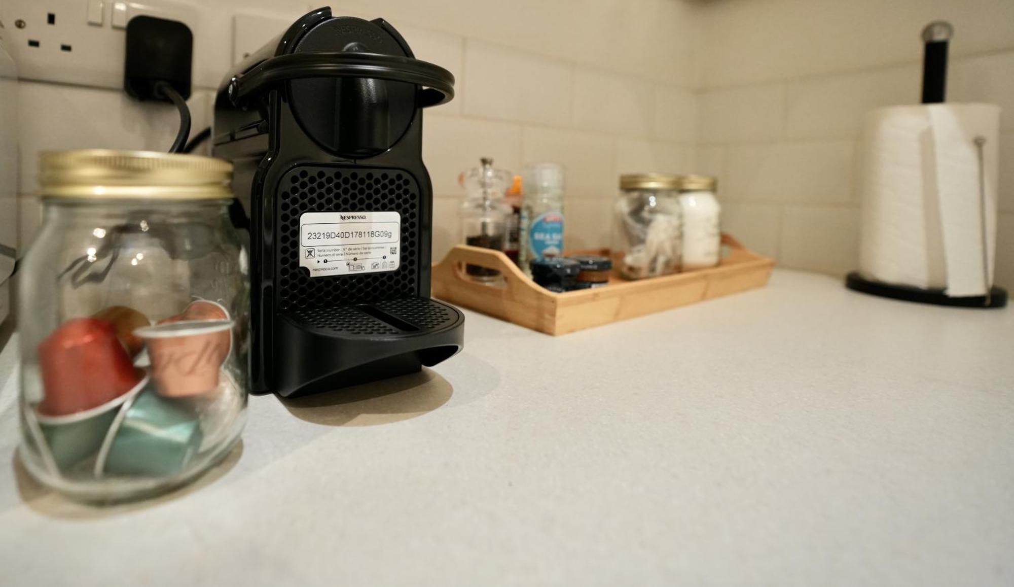 Spacious Two-Bedrooms House, Private Parking, Contractors, Relocators 옥스퍼드 외부 사진